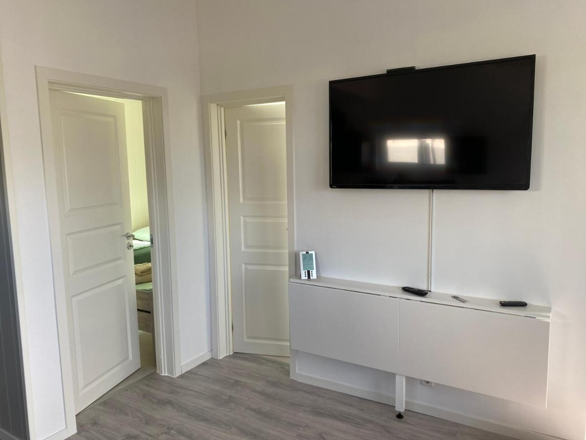 Holiday home Med Sjoutsikt
