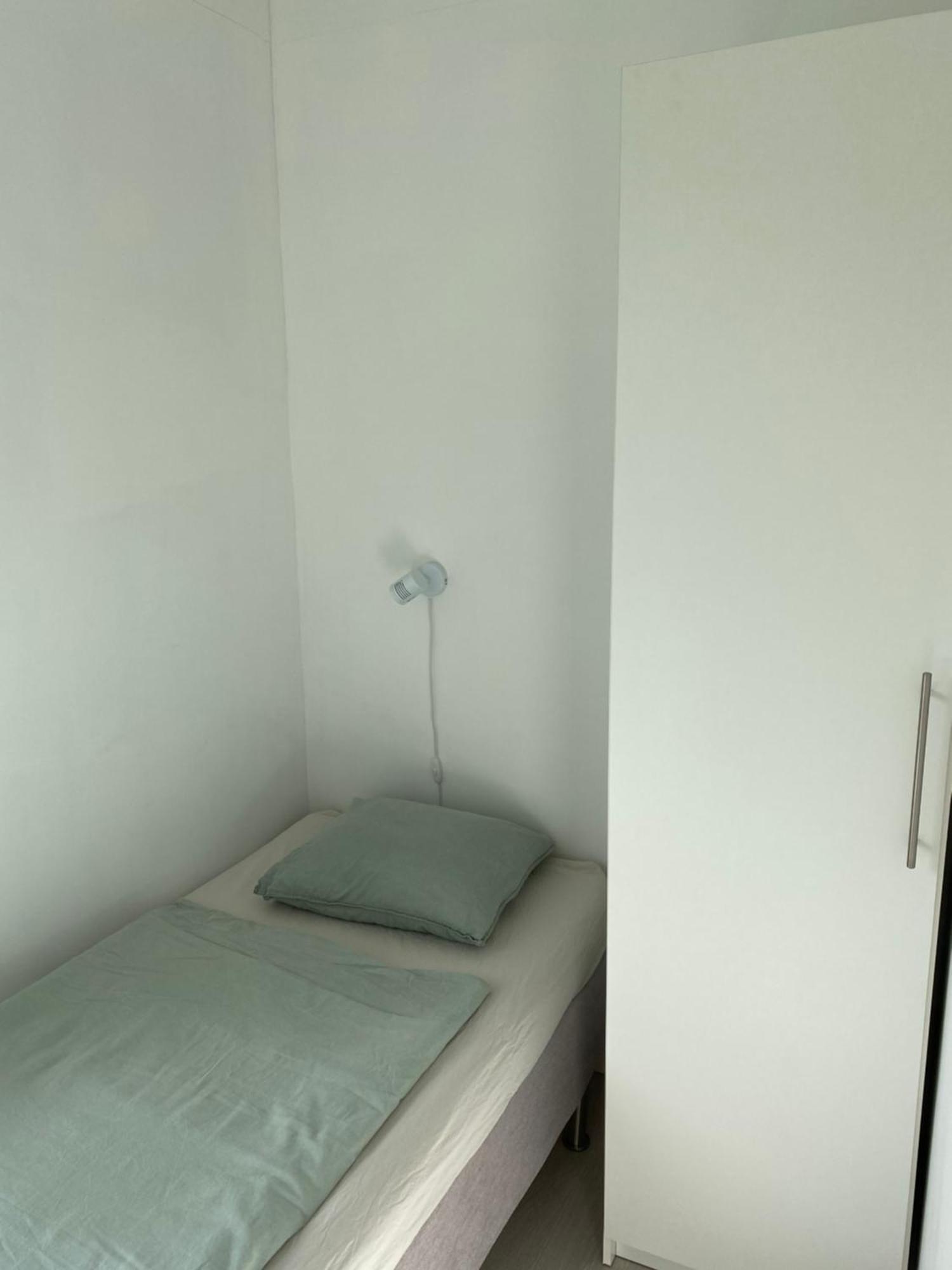 Med Sjoutsikt Holiday home