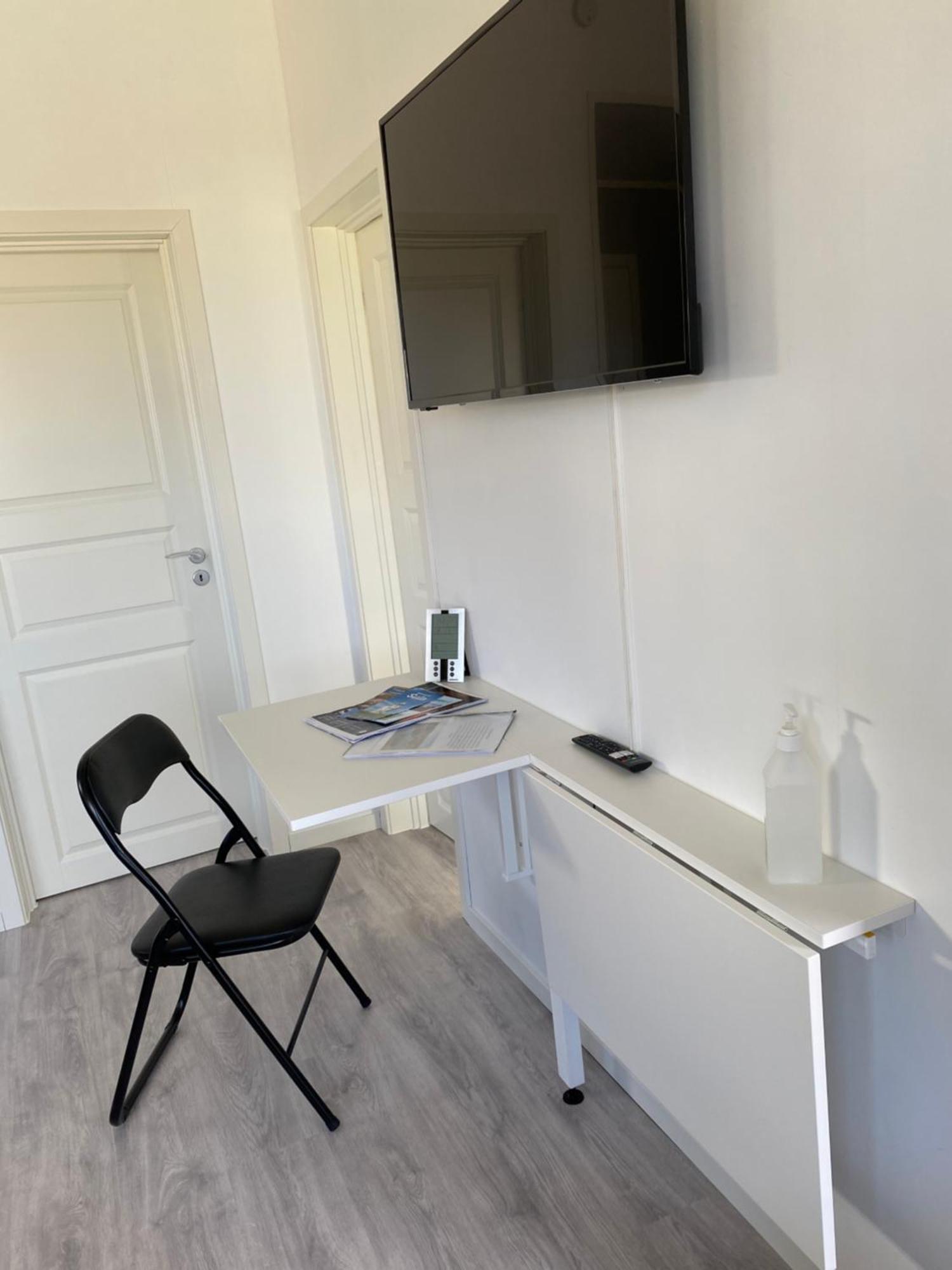 Med Sjoutsikt Holiday home *